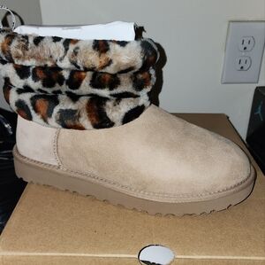 Women's Beige Faux Fur Ankle Boots